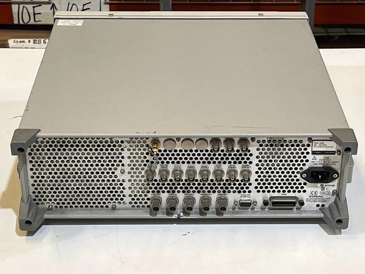 Used Agilent E4436B 3.0GHz ESG-DP Series Signal Generator OPT 100 200 UN5 UN8 UN9 UND