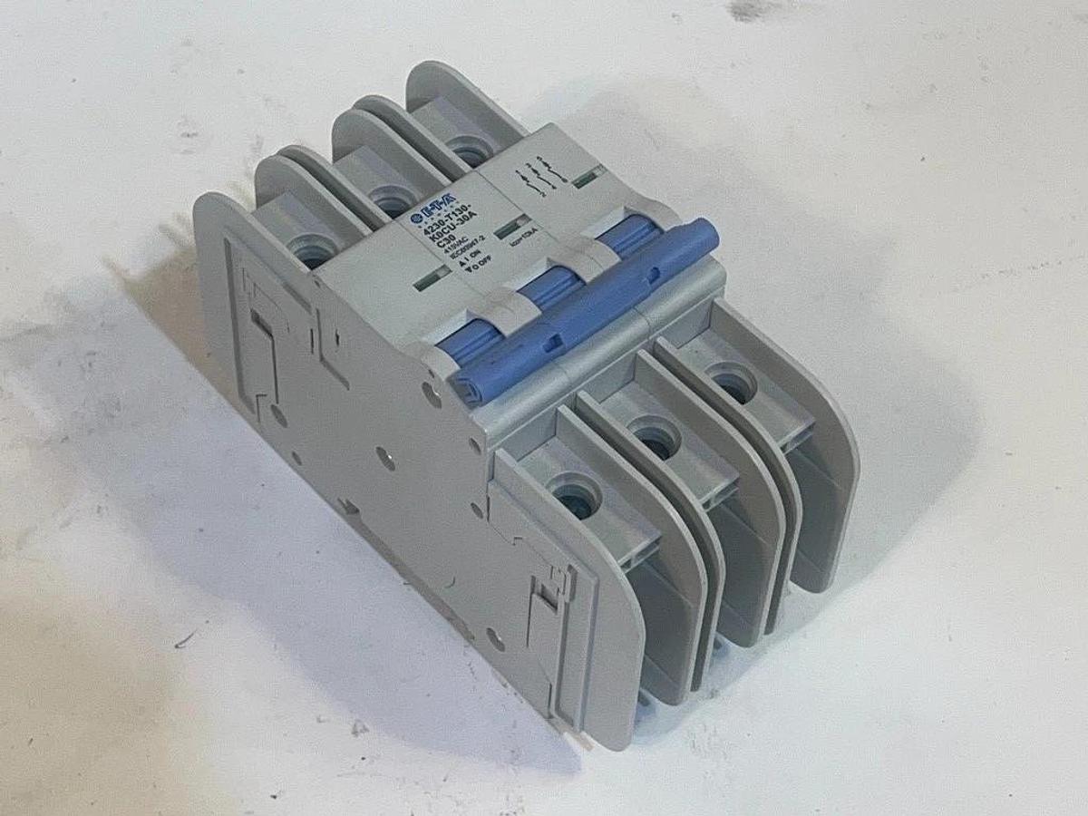 Lot of 19 Assorted 15A, 20A, 30A Circuit Breakers: CNFC, ABL, Eaton, ETA