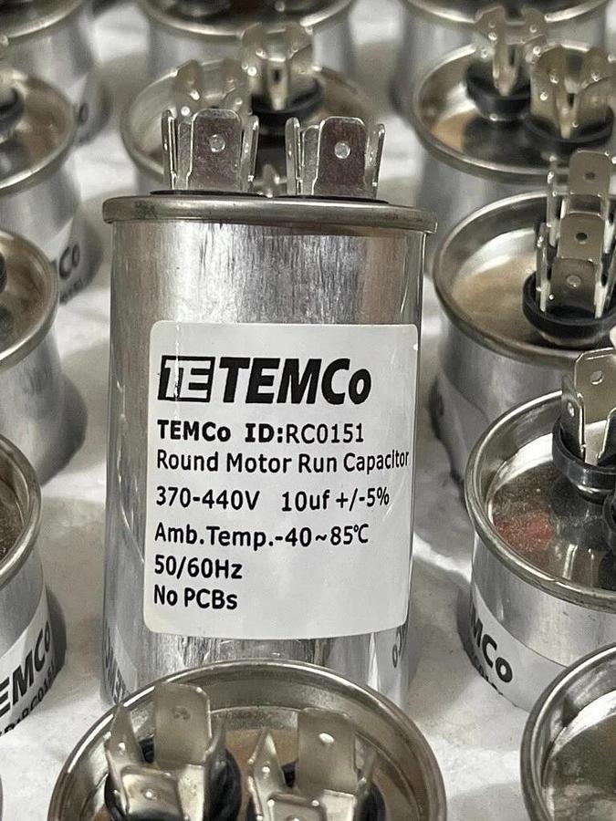 Partial Case of 93: TEMCo 10 uF 370-440 VAC Round Motor Run Capacitors