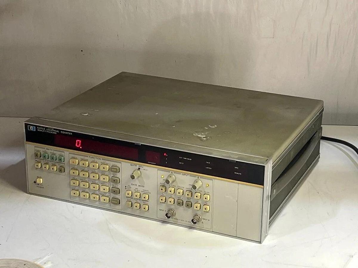 Used HP 5335A Universal Counter with Options 10 and 40
