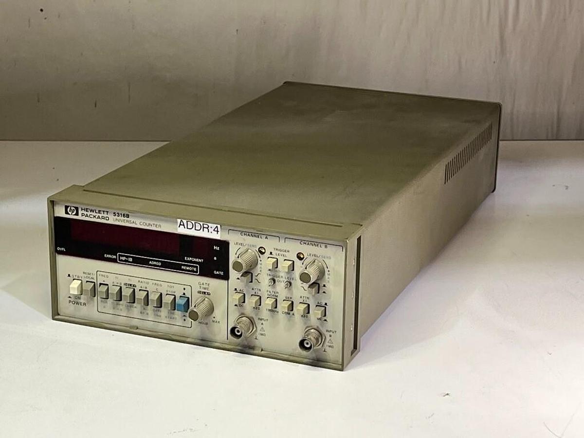 Used Hewlett Packard HP 5316B Universal Counter - Working