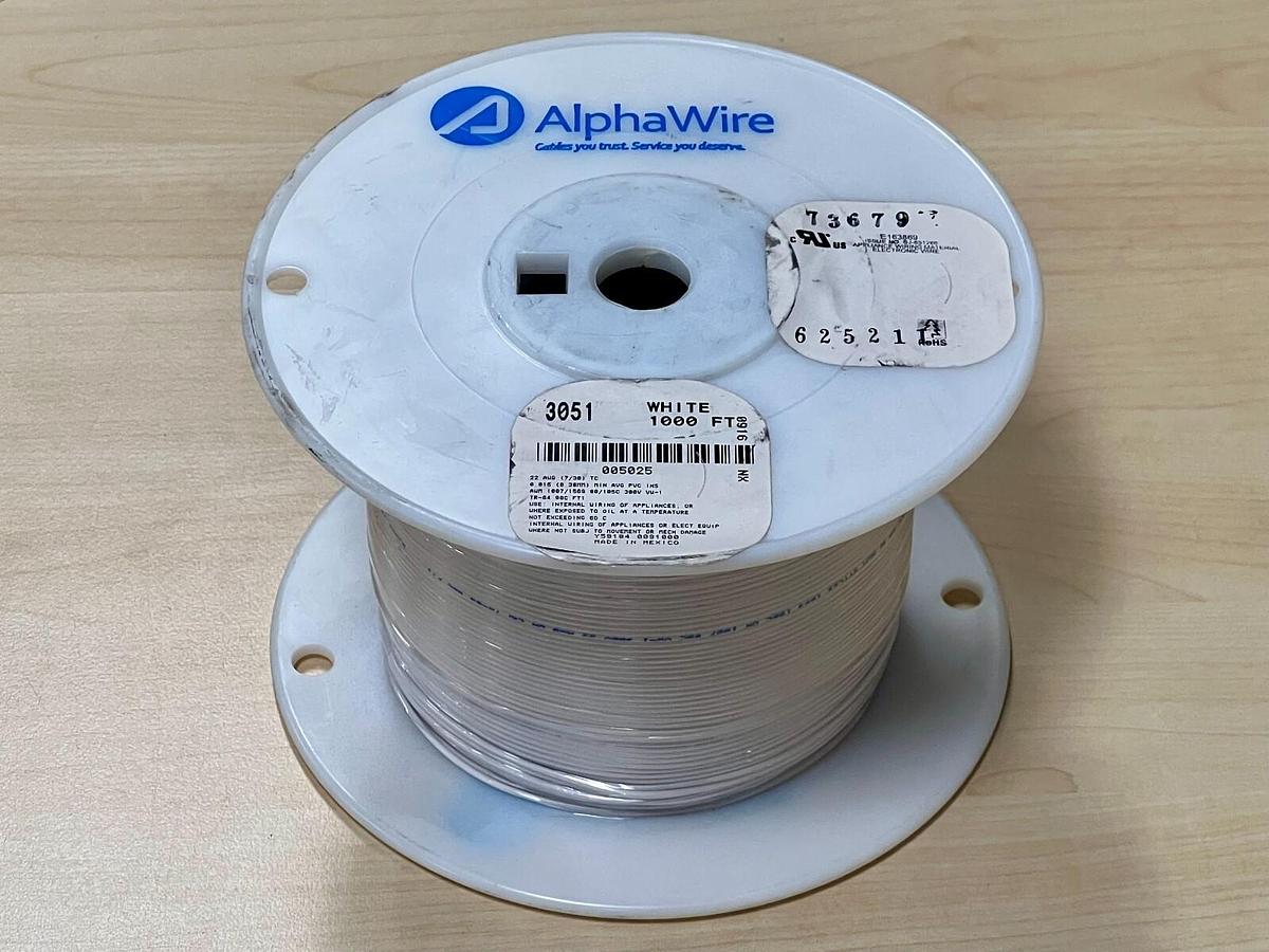 Used AlphaWire 3051 WH001 - 1000Ft Spool 22 AWG White PVC Tinned Copper Stranded