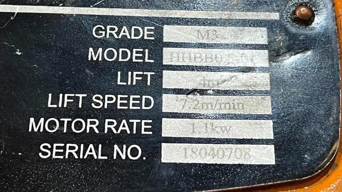 Used Half Ton Chain Hoist - 凯力锐 0.5t - Model HHBB0.5-01 - 4 Meter Lift