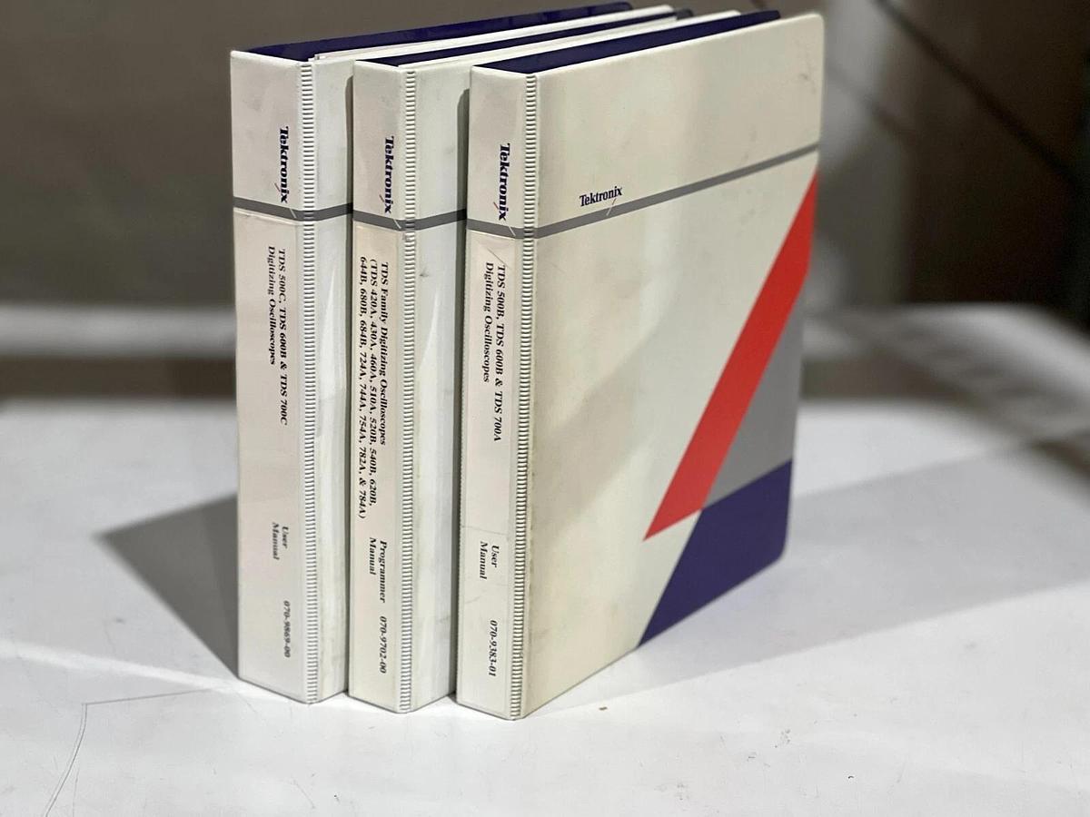 Used Lot of 14 Vintage Tektronix Instruction / User Manuals for Test Equipment - Tek