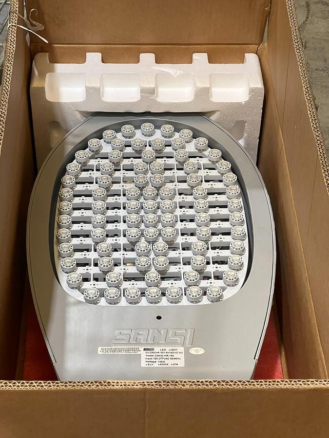 Sansi LED Street Light 5000K 160 Watt 20000 Lumen 120-277VAC - C0830-HR-160