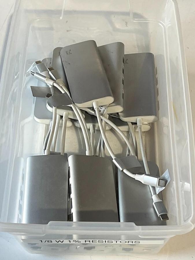 Used Lot of  14 Pieces: SMK-Link VP6920 USB-C Multi-Port Hub for Laptops