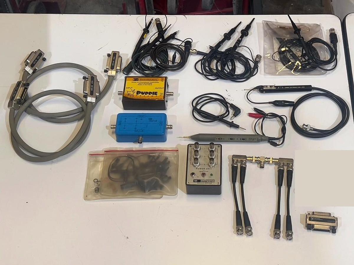 Used LOT of Oscilloscope Test Leads, Logic + Demodulation Probes, Preamp & GPIB Cable