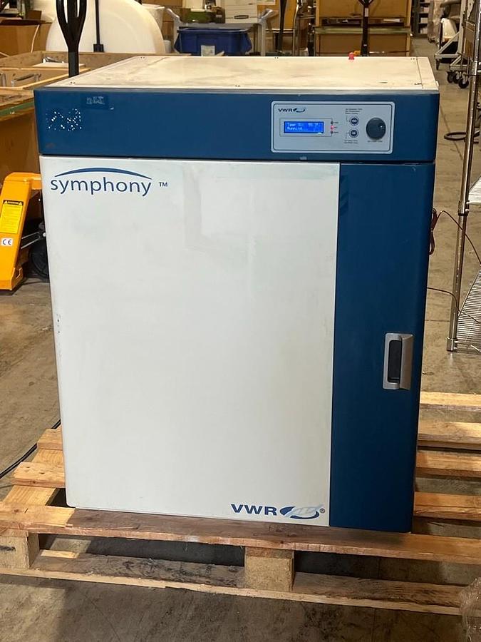 Used VWR Symphony Part No. 414004-594 Forced Air General Incubator
