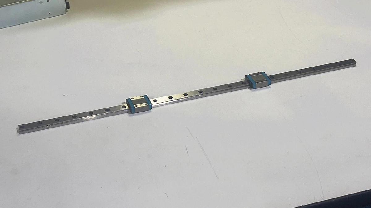 IKO C-Lube Maintenance Free Linear Way Slide 2X ML12 Slides + LWL12B Rail 560mm