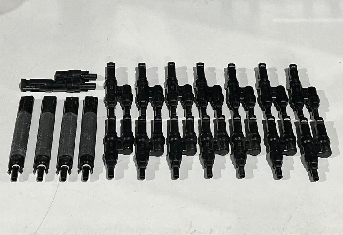 LOT OF Photovoltaic H4C Y Combiner Connectors: 8 Female, 7 Male & 4 Fuse Holders