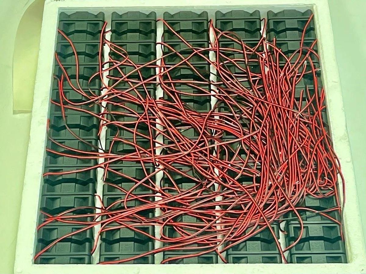 Used Case of 200 PCS Sunon KDE1206PHS1 60mm Fans 12VDC 2.2W