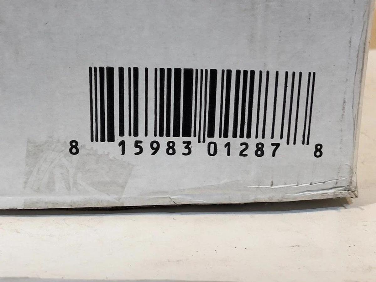 Vital International Solutions Item #8088 Toilet Seat Covers Box of 5000 (20x250)