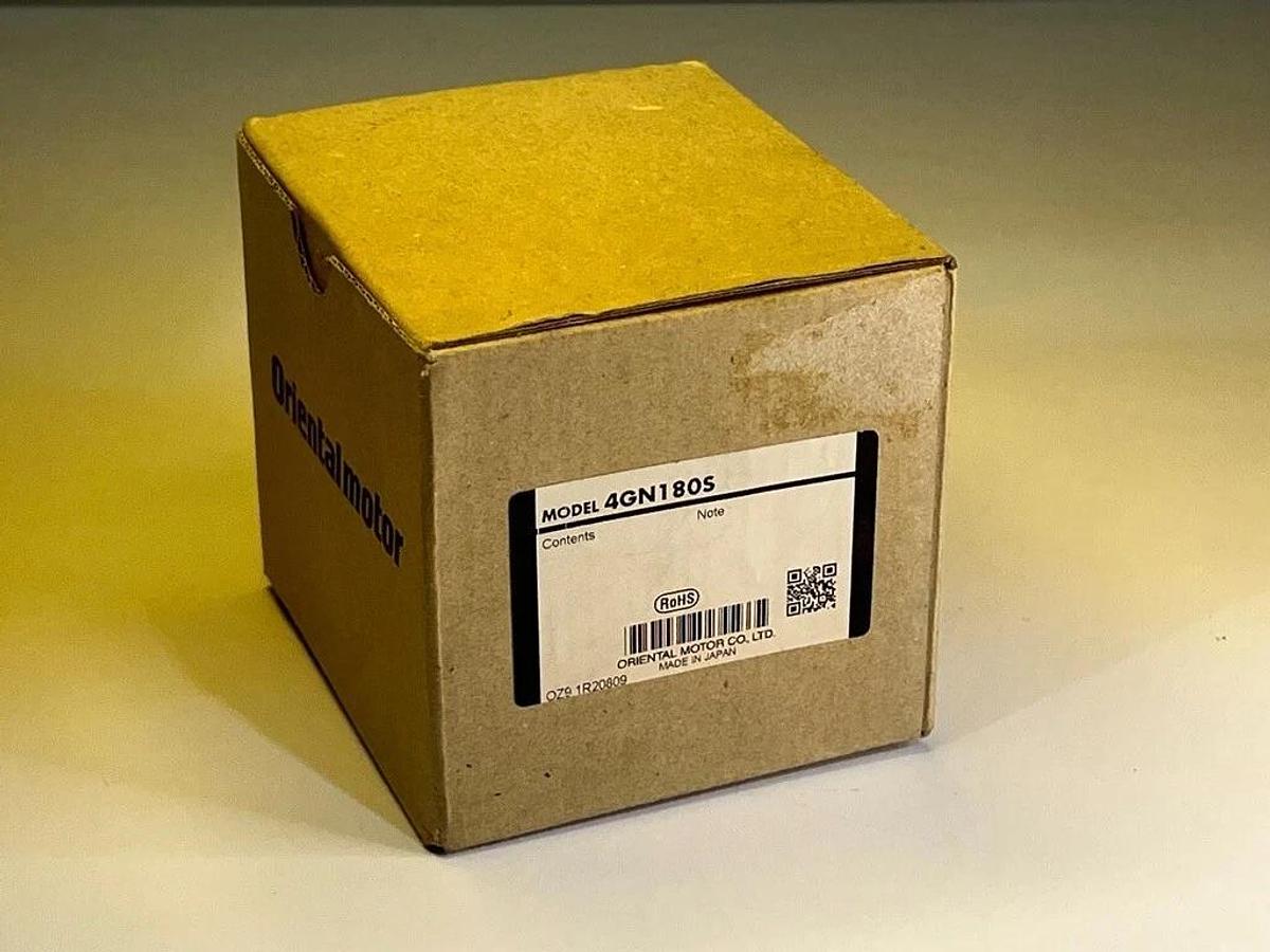 Oriental Motor Model 4GN180S Parallel Shaft 180:1 Gearhead - Gear Head