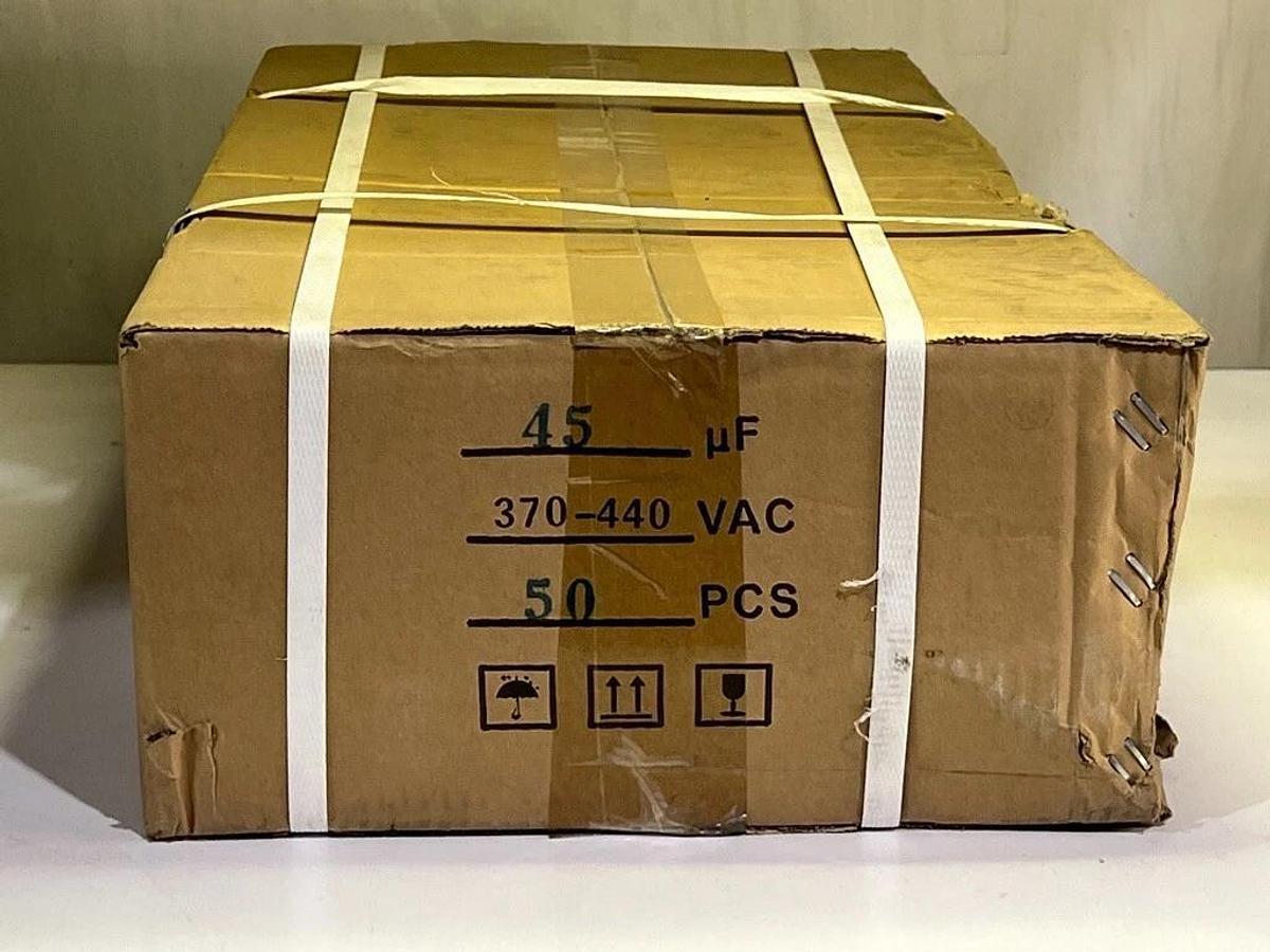 Case of 50: TEMCo Industrial 45 uF 370-440 VAC Round Motor Run Capacitors