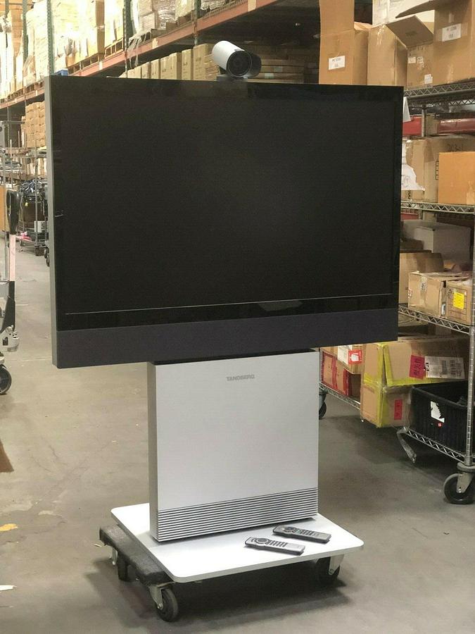Used Tandberg / Cisco TTC60-13 52″ Video Conferencing Unit w/ T60 Codec