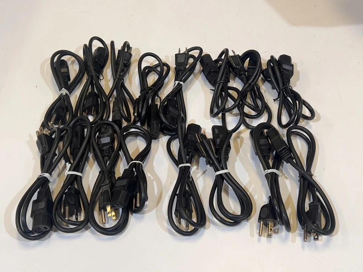 Lot of 88 Pieces:  Computer AC Power / Line Cords - NEMA 5-15P to C13 IEC 60320