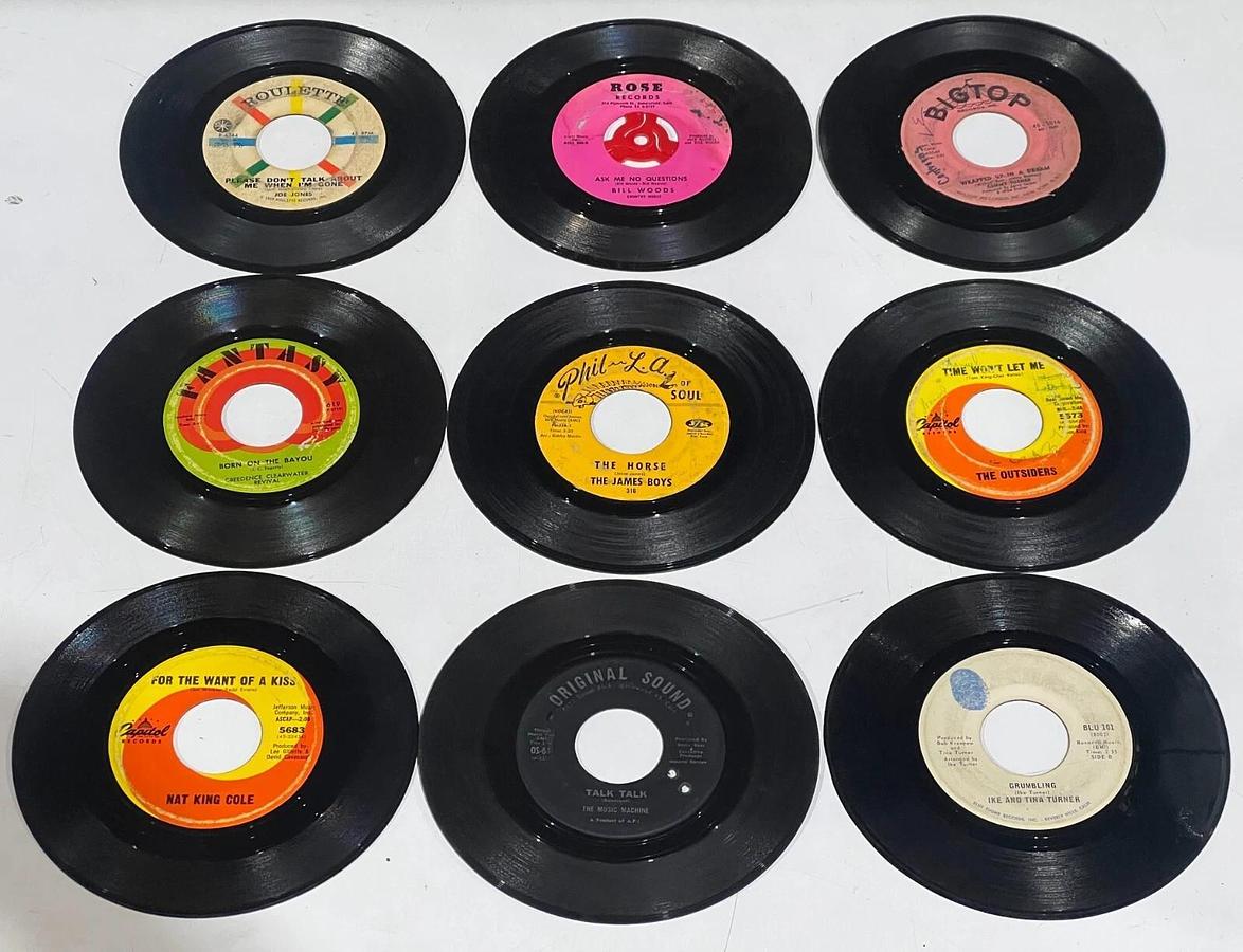 Lot of 71 Assorted 7" 45 RPM Singles Vinyl Records with Carrying / Storage Cases