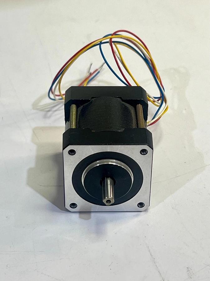 Mycom Nyden PS445-01AX 5.5 V 0.84 A 1.8 Deg / Step 4-Phase Stepper Motor