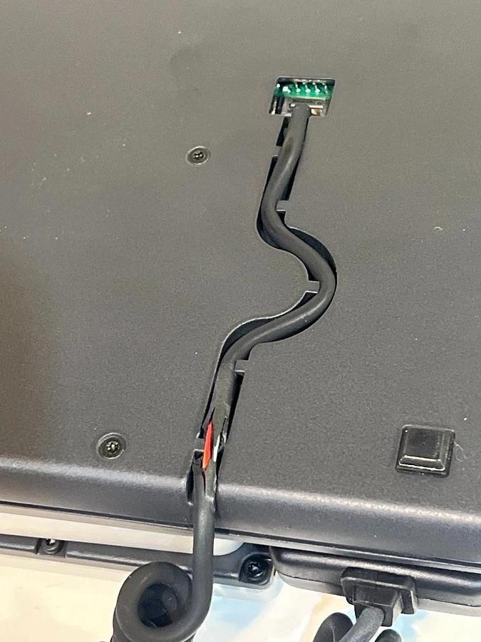 Used Thrane & Thrane TT-3060A Capsat Mobile Satellite Telephone / Case & Solar Cell