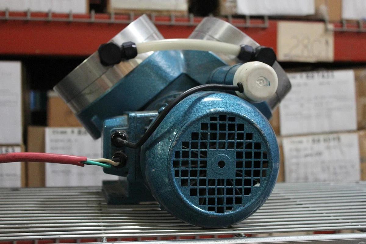 Used KNF Neuberger N0150.3ANE 115V 8A 1HP Double Diaphragm Dual Piston Vacuum Pump