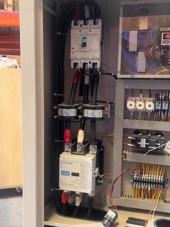 Used Gold Choice Type 04000140 DC Power Supply: 380VAC 3PH Input, 400VDC 140A Output