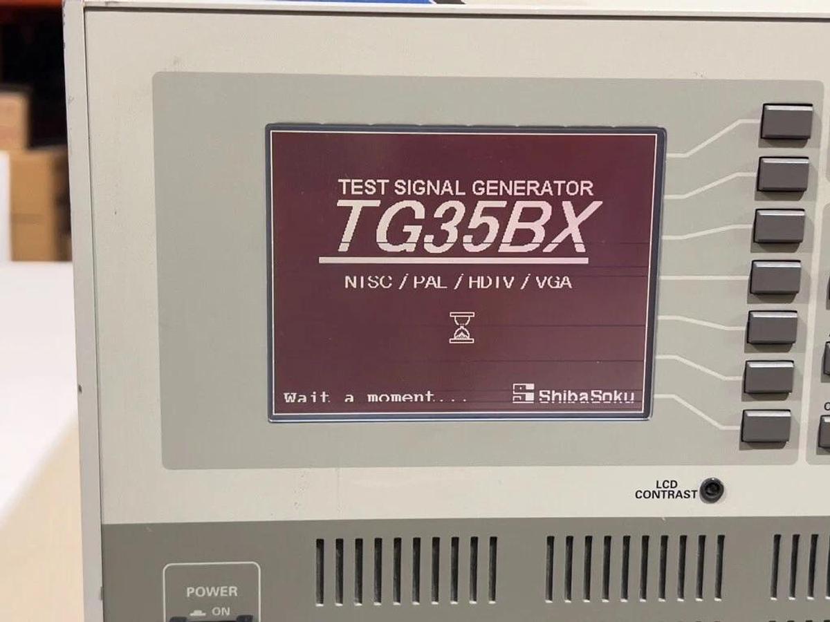 Used ShibaSoku TG35BX Digital Test Signal Generator - NTSC / PAL / HDTV / VGA - Video