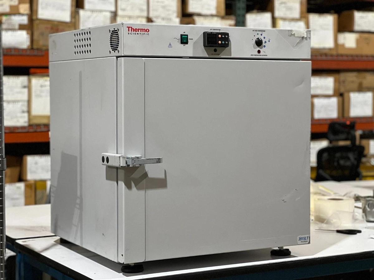 Thermo Scientific 3915LT Low Temperature Incubator Part# 9110682 w/ LED Lighting