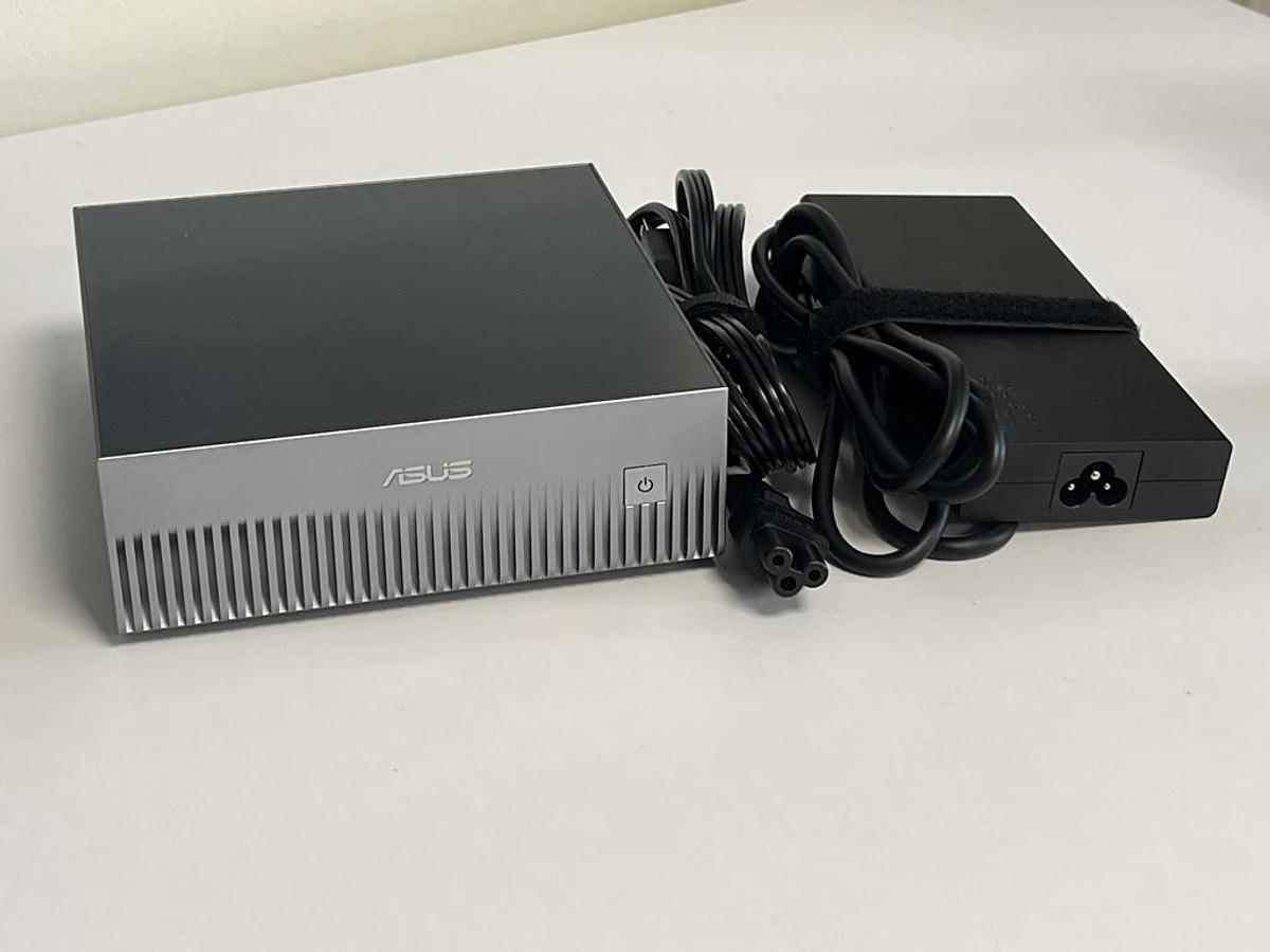 Used Asus Ascent GX10 Desktop AI Supercomputer P/N: 90MS0371-M000A0 - NVIDIA DB10 Chip