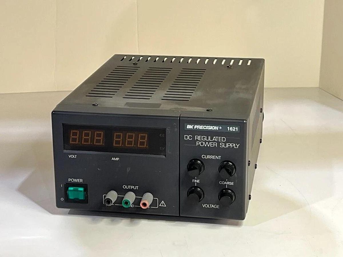 Used BK Precision Model 1621 - Adjustable DC Regulated Power Supply 0-18 V, 0-5 A