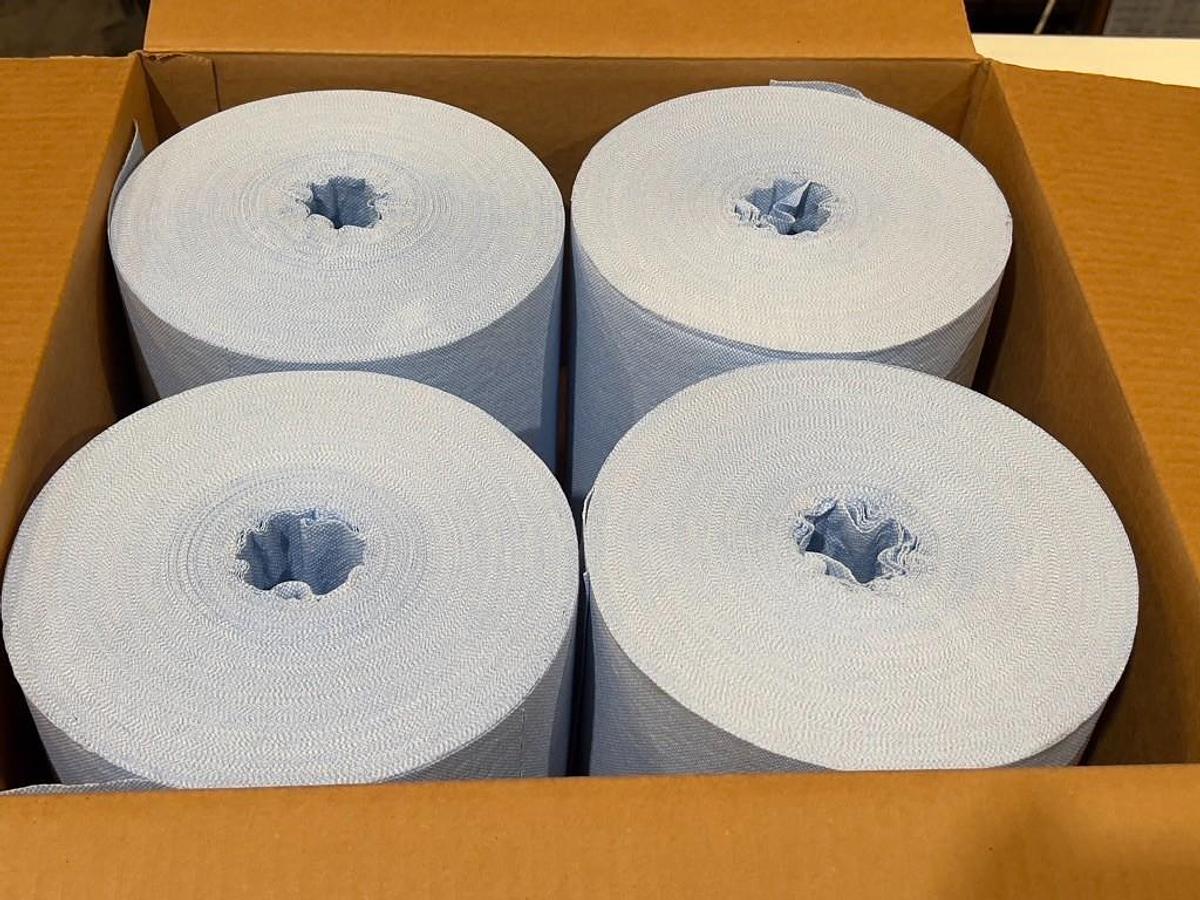 Uline S-11740 Case of 4 Rolls - Center Pull Wipers 8" x 13" - Blue S-11740BLU