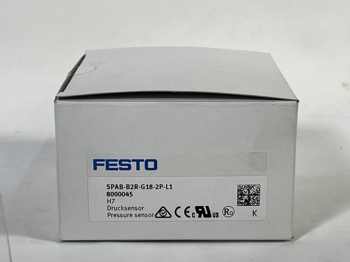 Festo SPAB-B2R-G18-2P-L1 - P/N 8000045 - Pressure Sensor - New