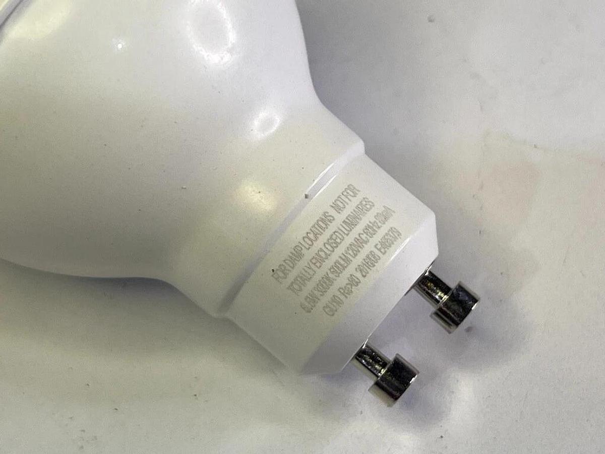 Used Lot of 5 Pieces: GU10 Base LED Bulb, 6.5 Watt, 500 Lumen, 3000K Warm White