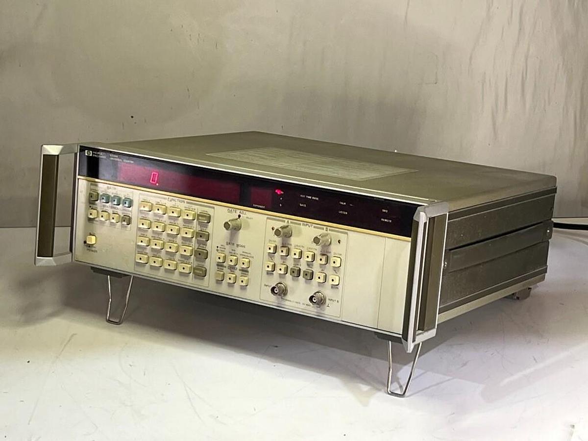 Used HP 5335A Universal Counter with Option 040 and Handles Installed