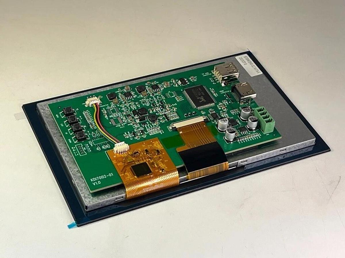 Used Phoenix Display 7" LCD 1024x600 TFT w/ HDMI & USB Input PN S070BWS59HD-DC114-P16