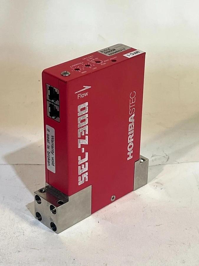 Used Horiba Stec Mass Flow Controller SEC-Z313M Gas SiCl4, Flow 50 SCCM, Type 000012