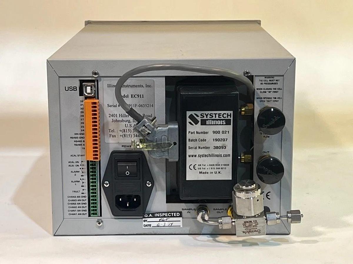 Used Illinois Instruments Series EC900 Model EC911 O2 Oxygen Analyzer