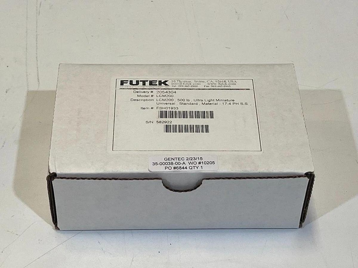 Futek Mo. LCM200 500lb Ultralight Miniature Threaded In Line Load Cell FSH01933