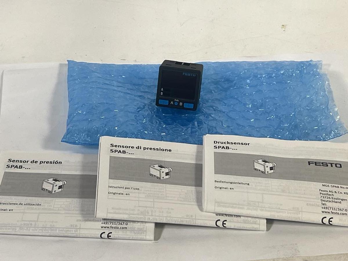 Festo SPAB-B2R-G18-2P-L1 - P/N 8000045 - Pressure Sensor - New