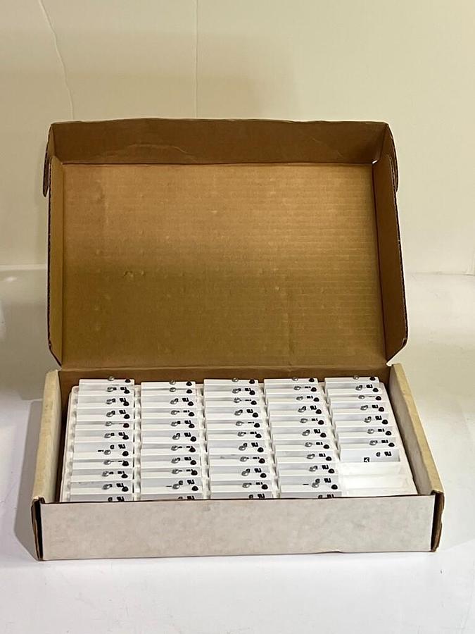 Box of 48: Opto 22 G4IDC5D - Gen 4 Digital I/O Modules 2.5-28 VDC 5 Volt Logic
