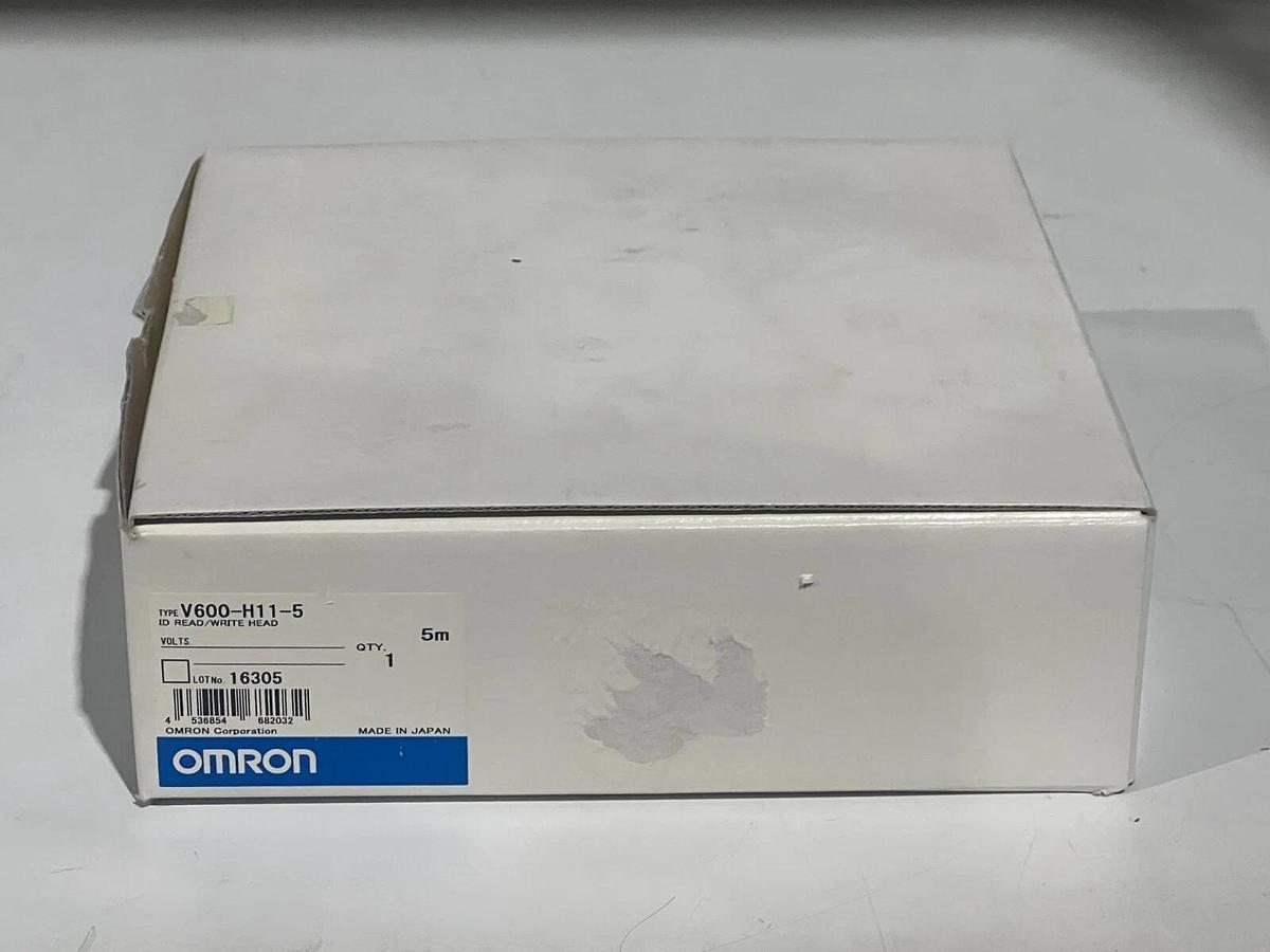 Omron V600-CA1A-V2 ID System Controller w/ V600-H11-5 RFID Read/Write Head