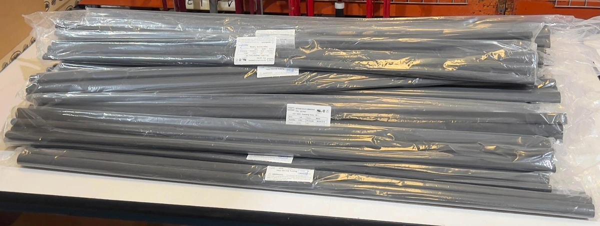 728 Feet (182 x 4ft) 3/4 Inch 4:1 Black Heat Shrink Tubing Qualtek Q2-F4X, 3/4"