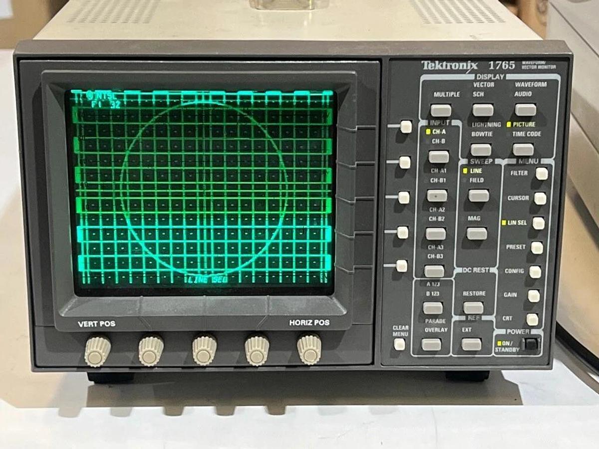 Used Tektronix Model 1765 Waveform / Vector Monitor - NTSC Video