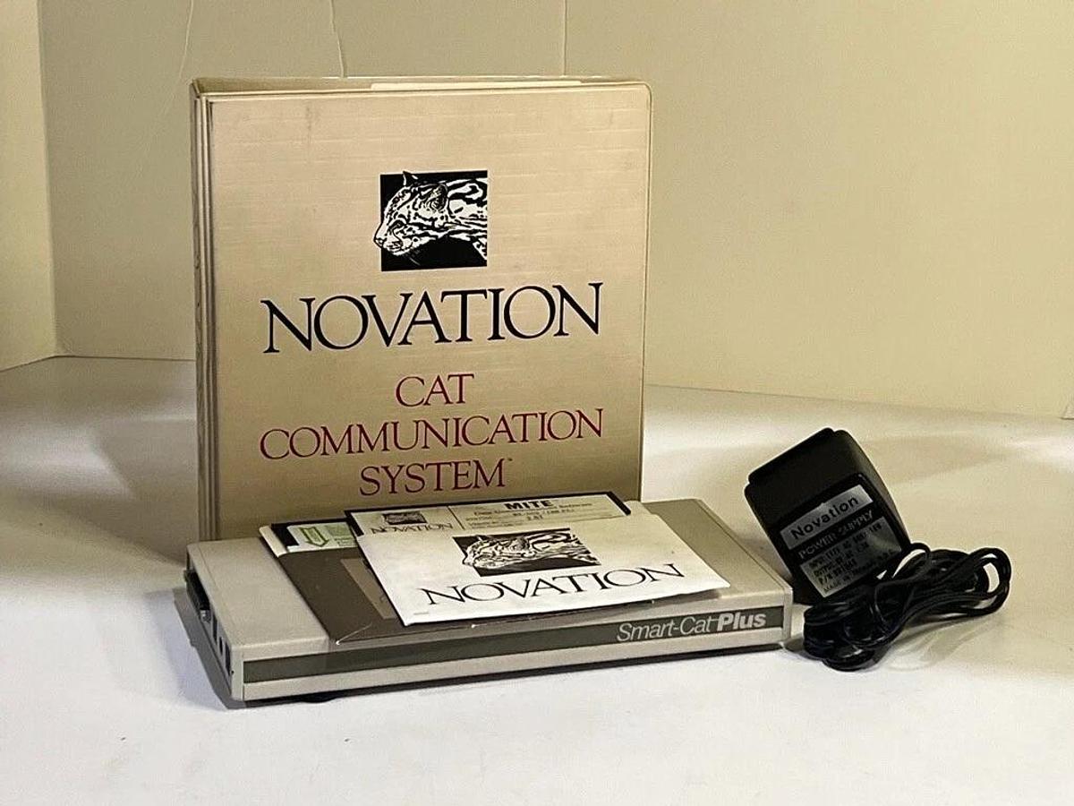 Used Vintage Novation Smart-Cat Plus Modem with Software & Manual - AS-IS
