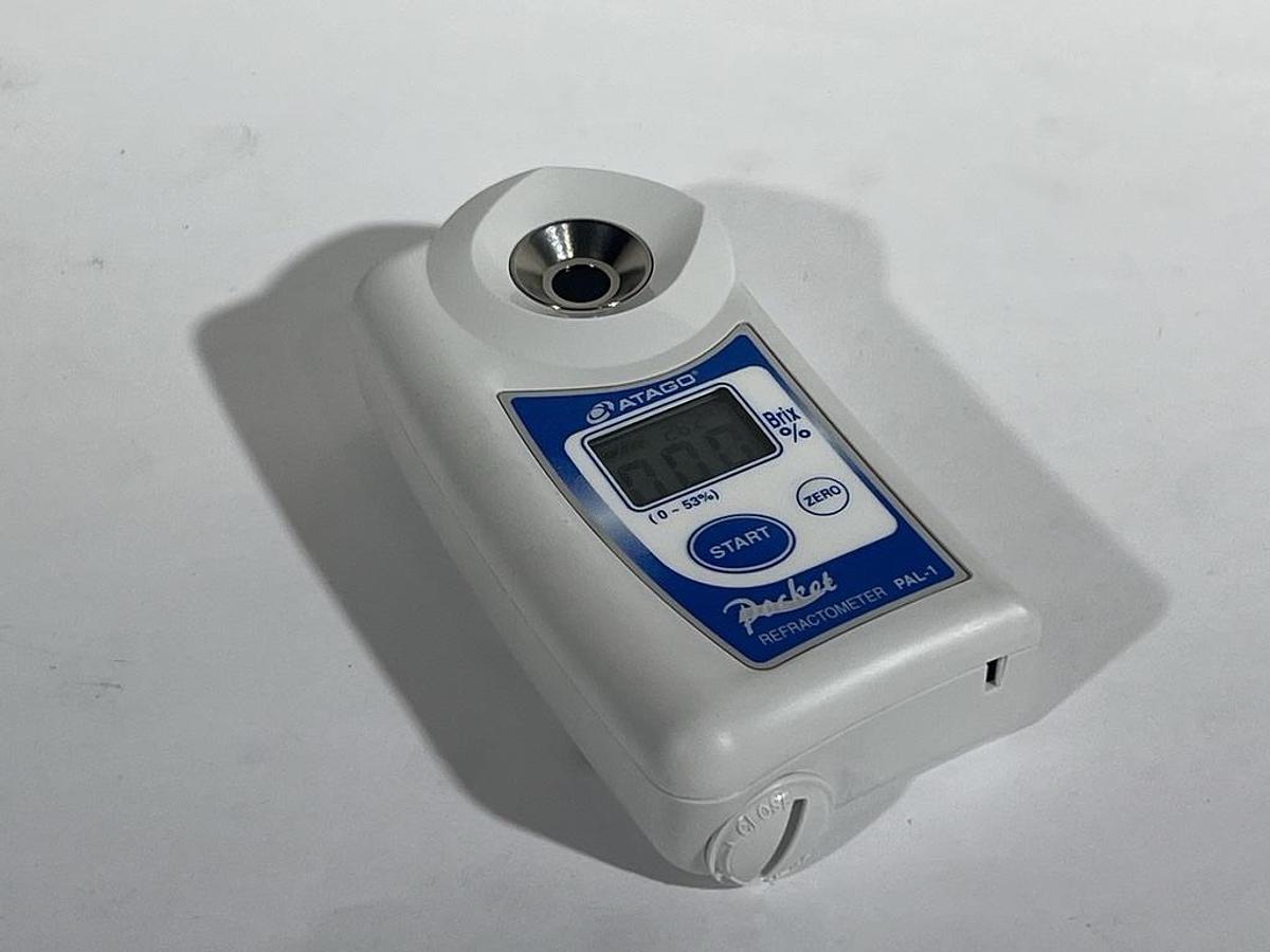Landtek FHT-1122 Fruit Hardness Tester with Case & Instructions