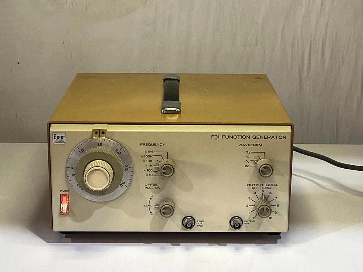 Used Lot of 2 Each: IEC Interstate Electronics F31 Function Generator 3 MHz Bandwidth