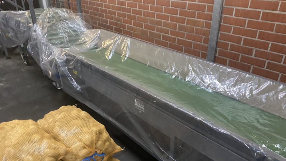 Used Full Jasa ishida weighing shaker line