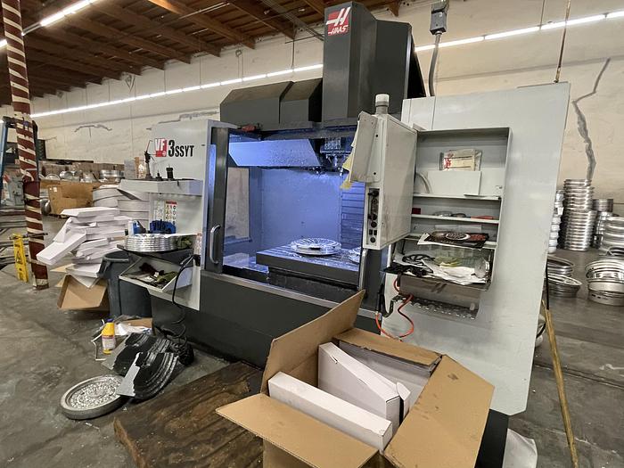Used 2017 HAAS VF-3SSYT CNC Vertical Machining Center