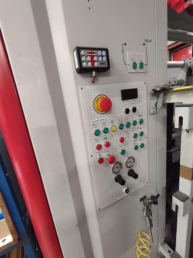 Used (visible in production) 2001 COMEXI  FJ2108 - 8 col. C.I Flexo