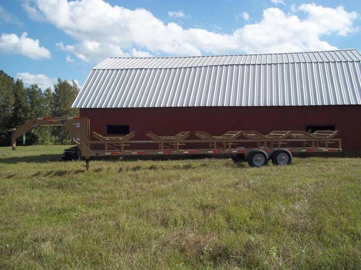 Neckover Hay Wagon 20'