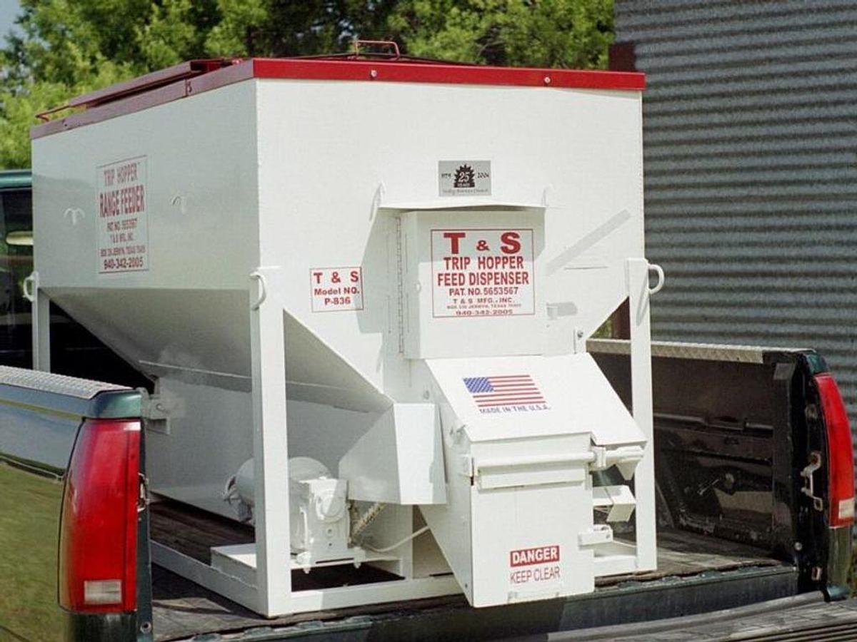T&S Truck Model Feeder 750 lbs.